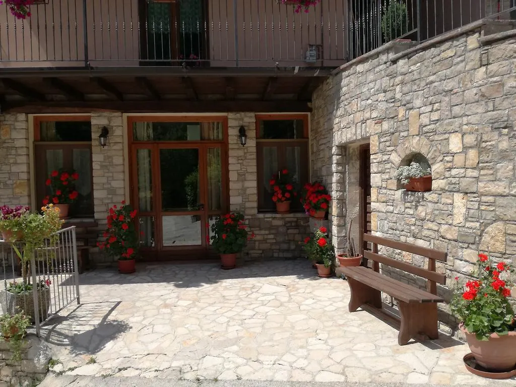 Agriturismo Cornei Da Nadia Pensionat Collio