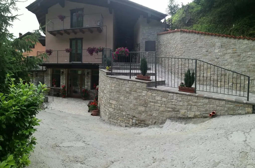 Agriturismo Cornei Da Nadia Pensionat Collio Italien